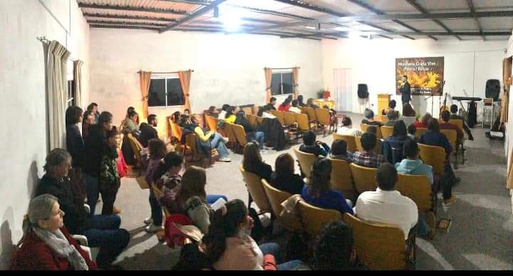 «Rescatados por Jesús»: iglesia de Beisso-Piñera ayuda a superar el consumo problemático de drogas
